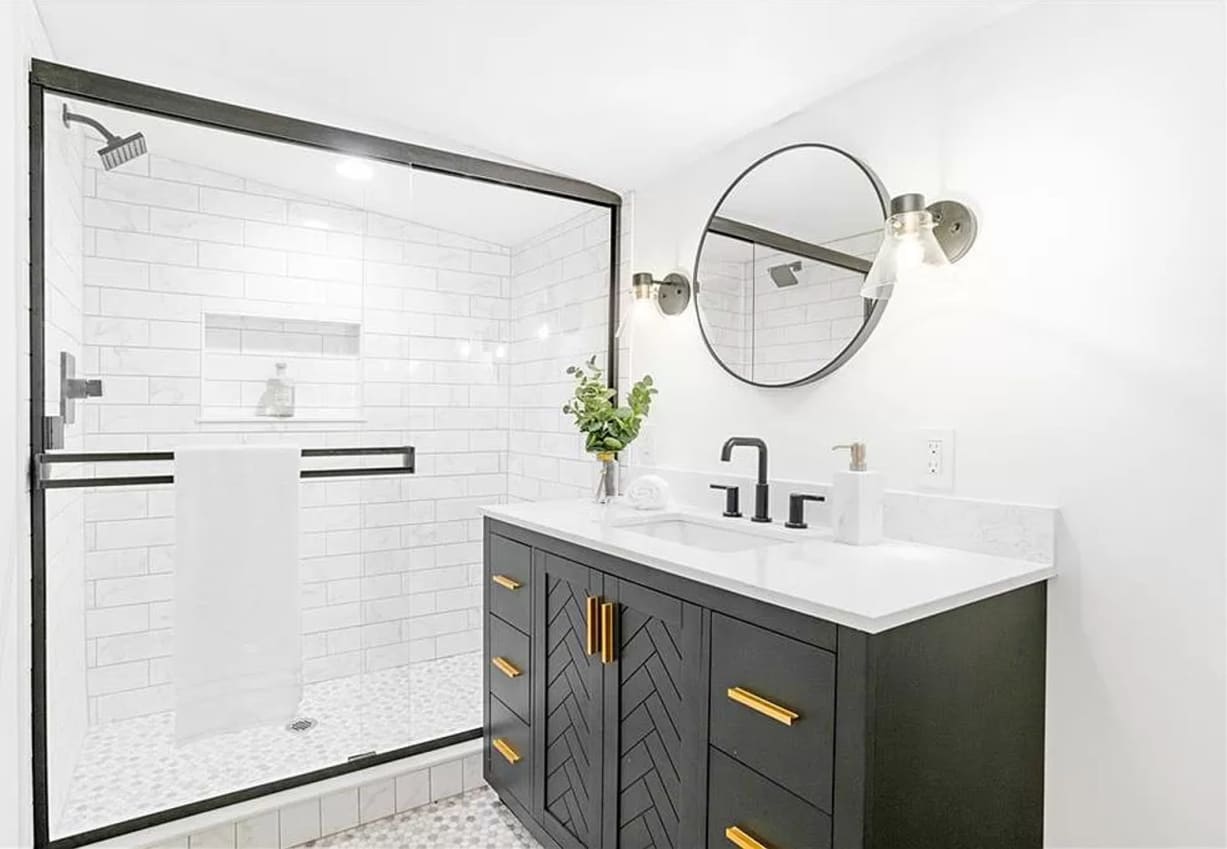 Room in 4 Bedroom Home at Evans Dr SW