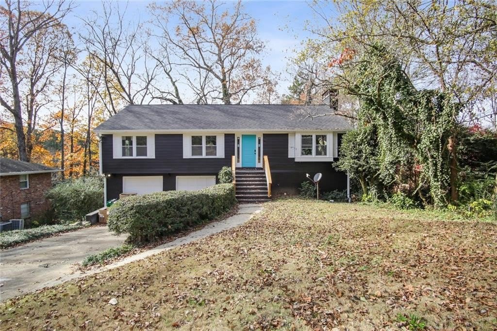 892 Superior Avenue