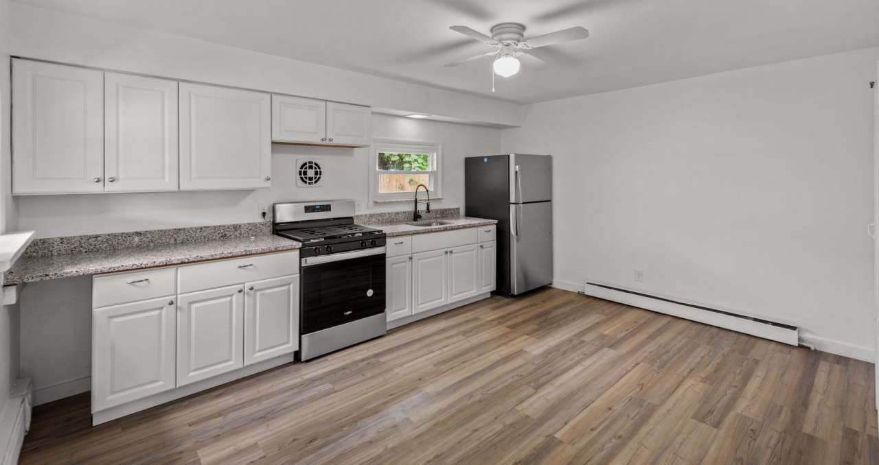 Beautiful 2 bedroom home in Rankin available May 1!