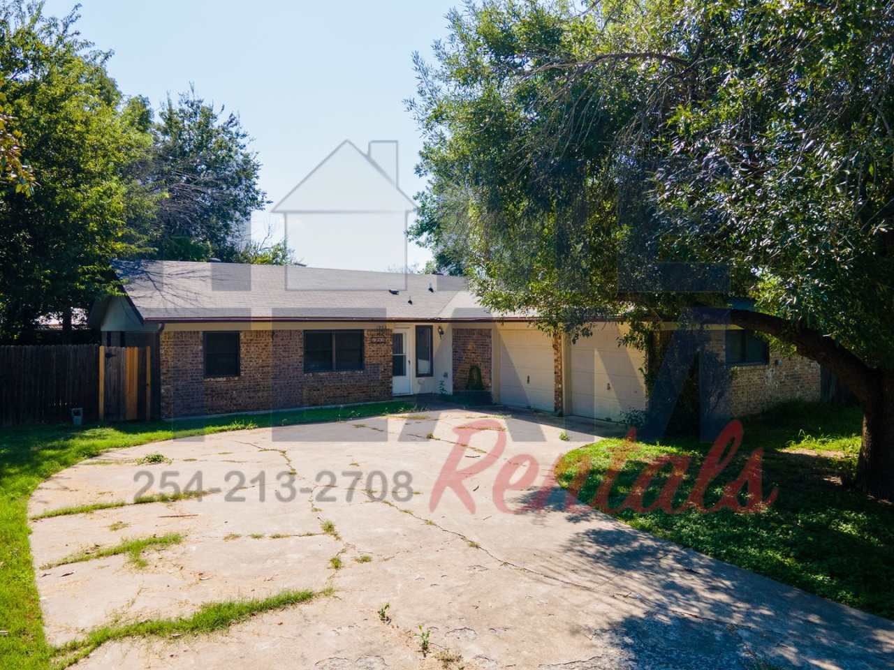 Half off first month's rent!!!