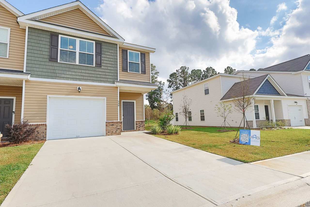 568 Governor Treutlen Circle, Pooler, GA