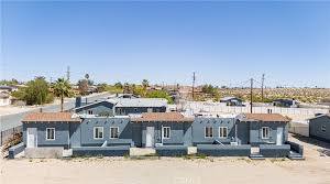 6415 Mariposa Avenue