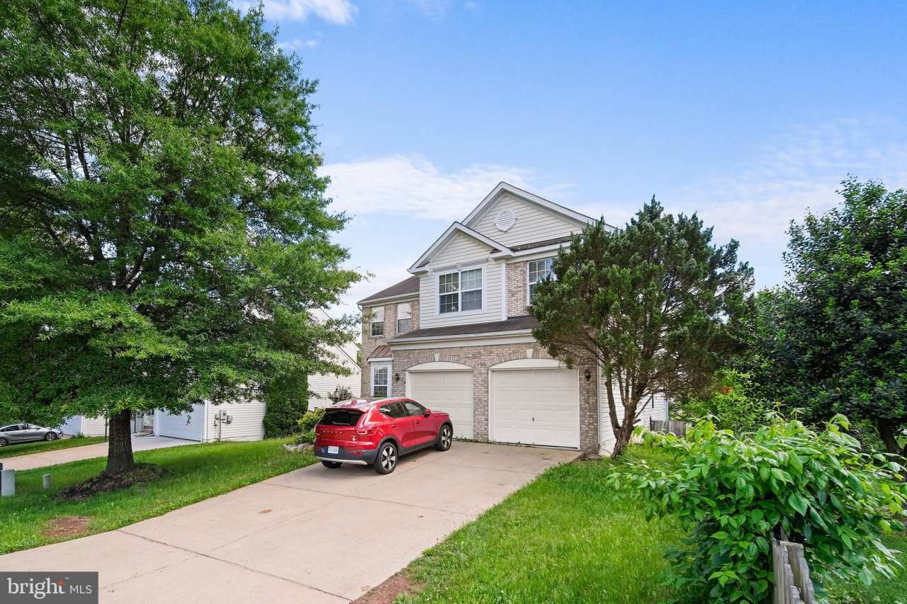 8645 HUDDERSFIELD WAY