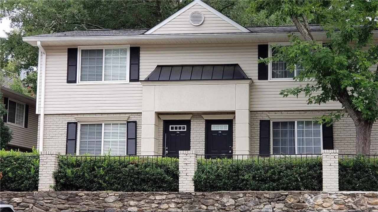 6940 Roswell Rd Unit 19A