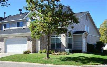 Modern  Bright 2BR/2BA Townhome in Eden Prairie – Available Aug 1!