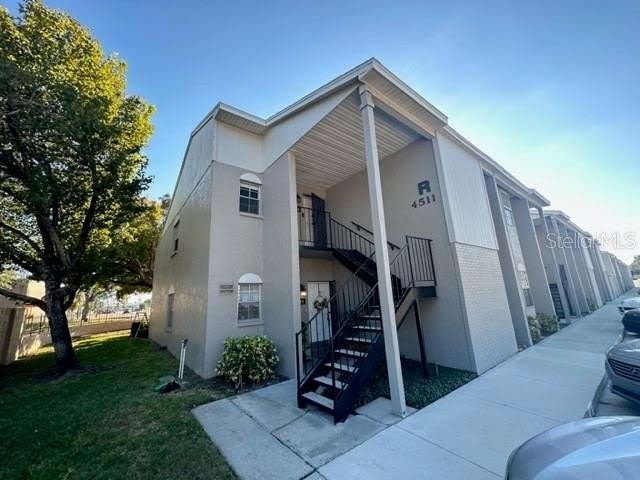 4511 S OAK DRIVE
