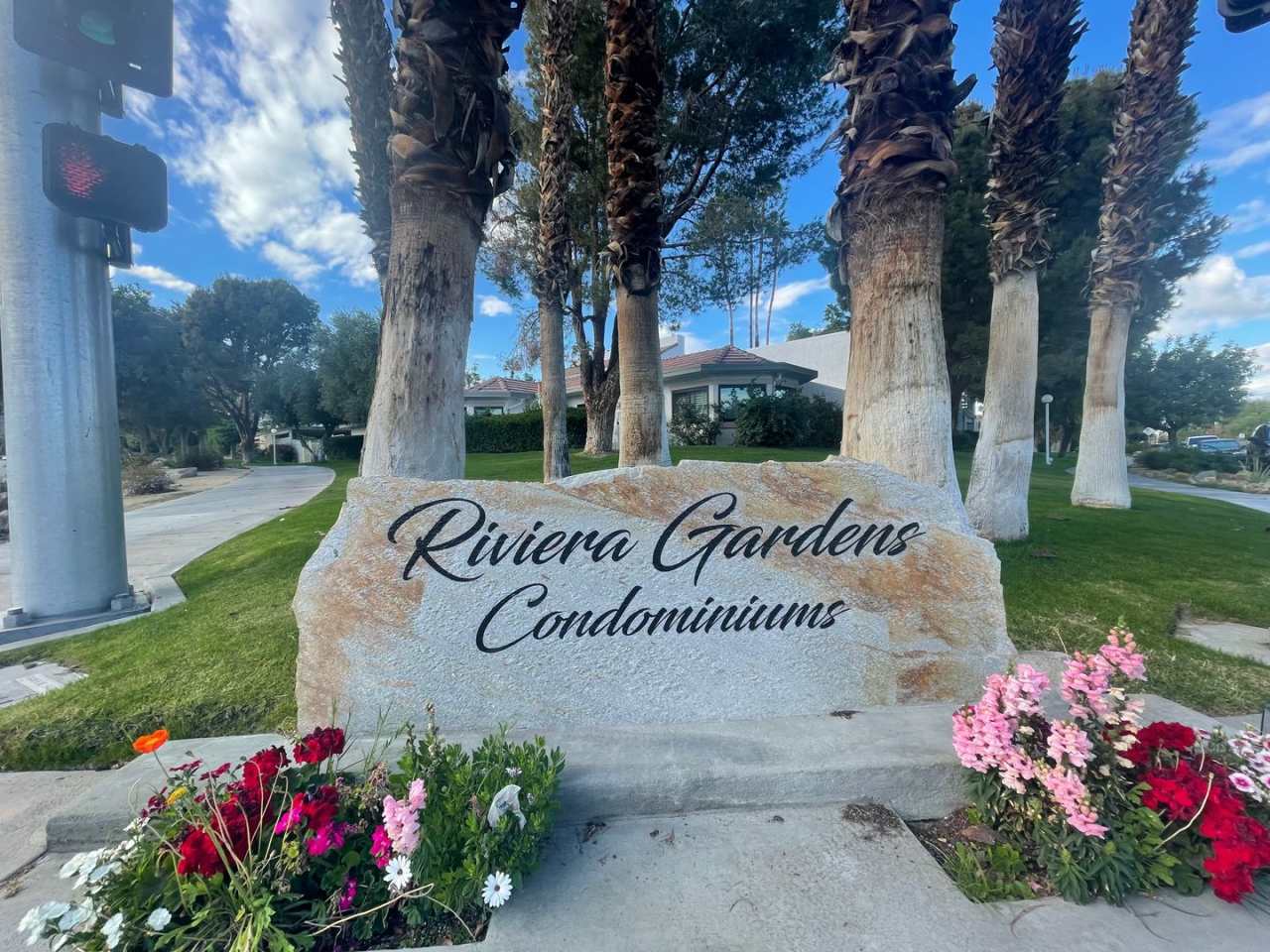 AVAILBLE NOW! 1 Bedroom 1 Bathroom Palm Springs Condo