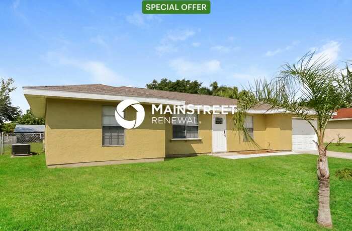 608 Southwest Belmont Circle