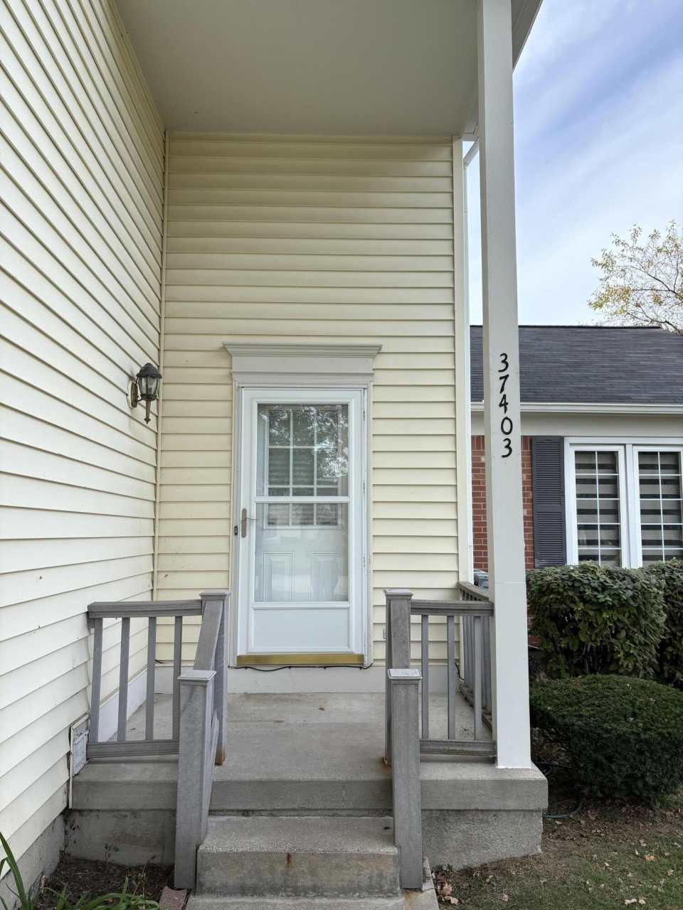 37403 Stonegate Circle