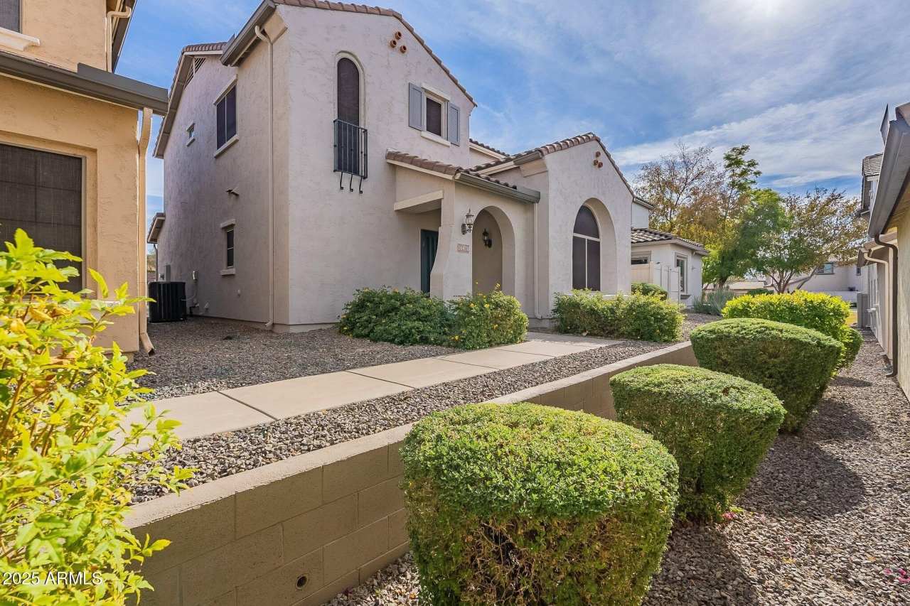 26410 N BABBLING BROOK Drive