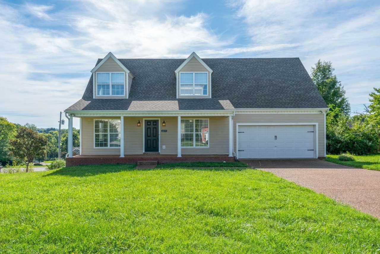 Charming Thompson Station Home in Sought-After Williamson County School District