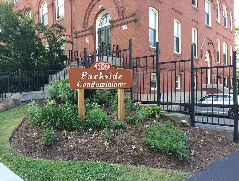 67 Illinois St Apt G1