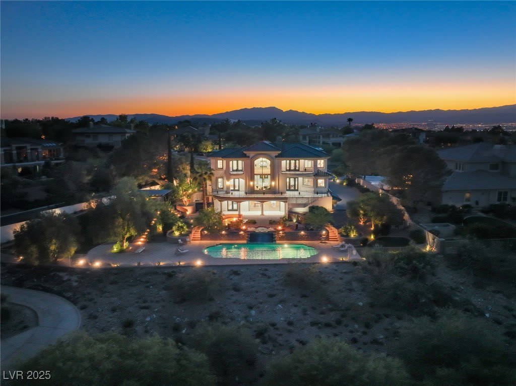 22 Anthem Pointe Court