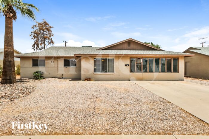 32 West Fairmont Drive