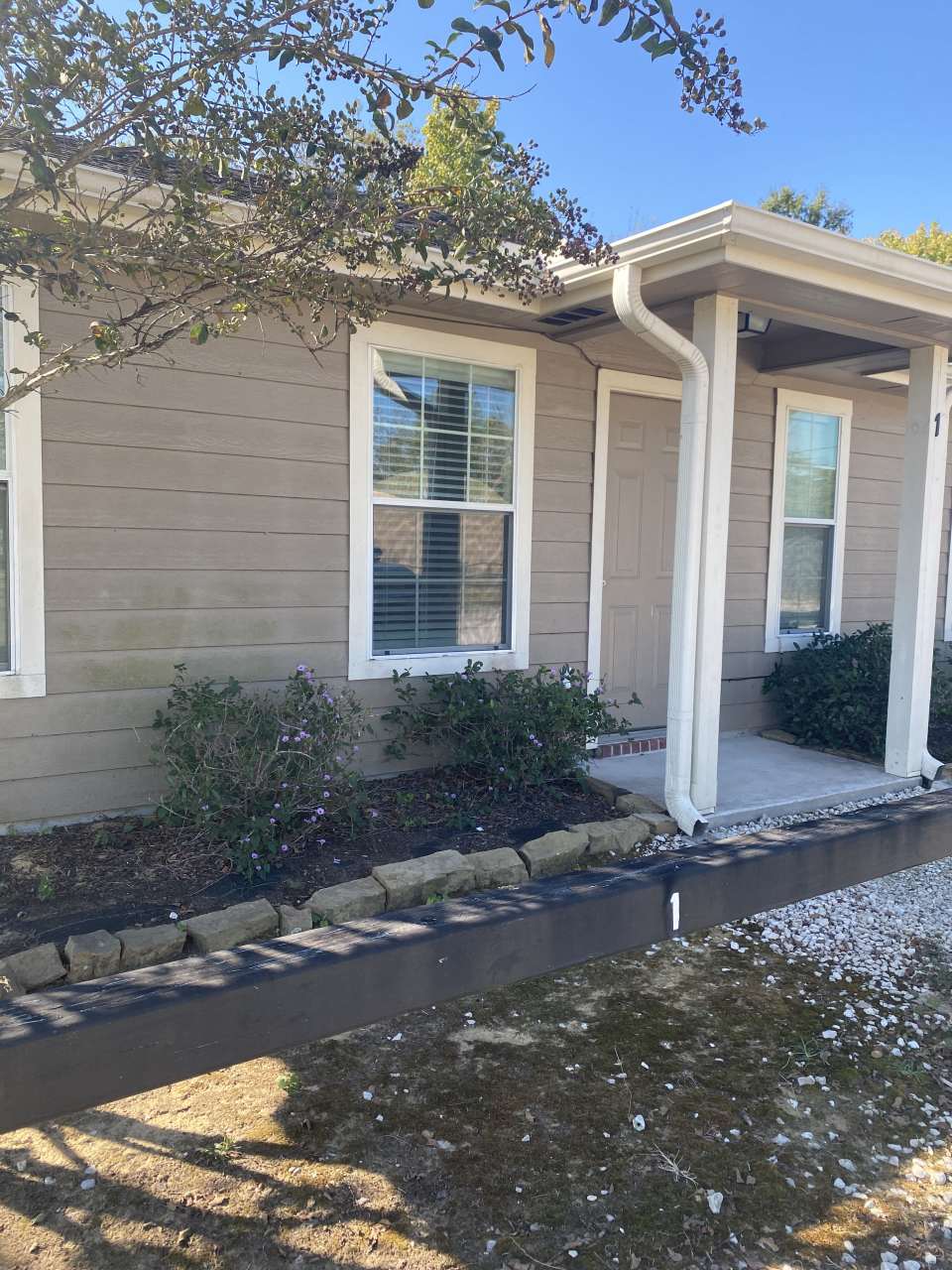 200 E. Crosby Street