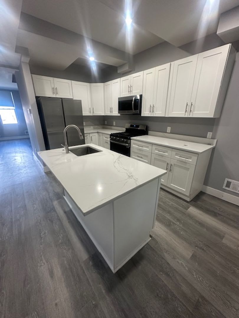 Stunning Fully Remodeled Home in Friendship – Modern Finishes  Prime Location!