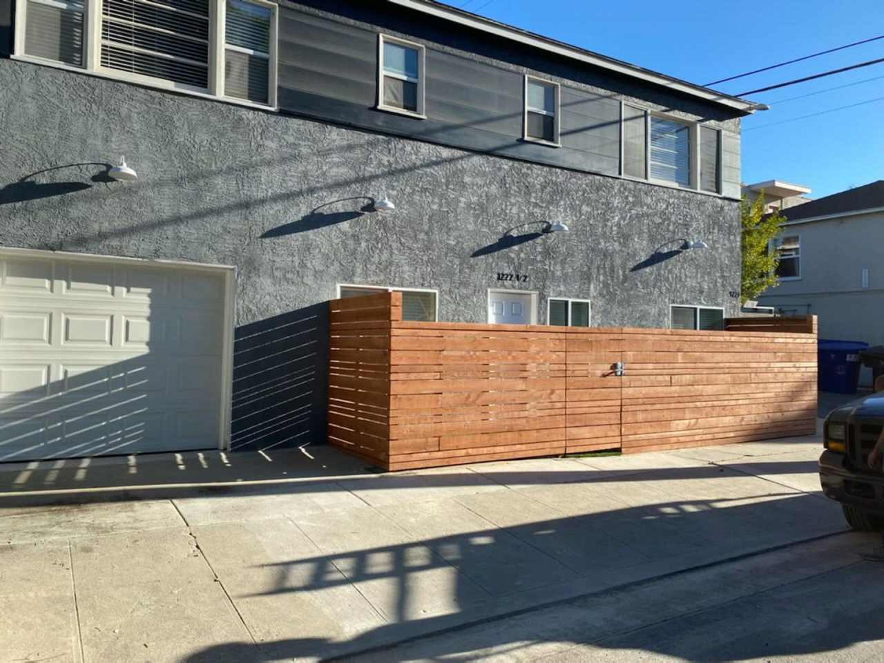 1222 1/2 Michigan Ave