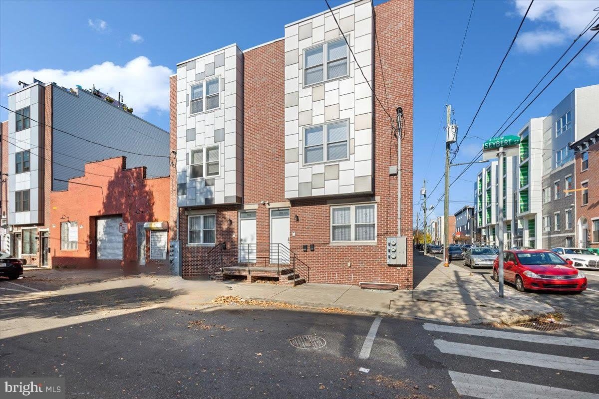 1322 N 15TH Street unit: A