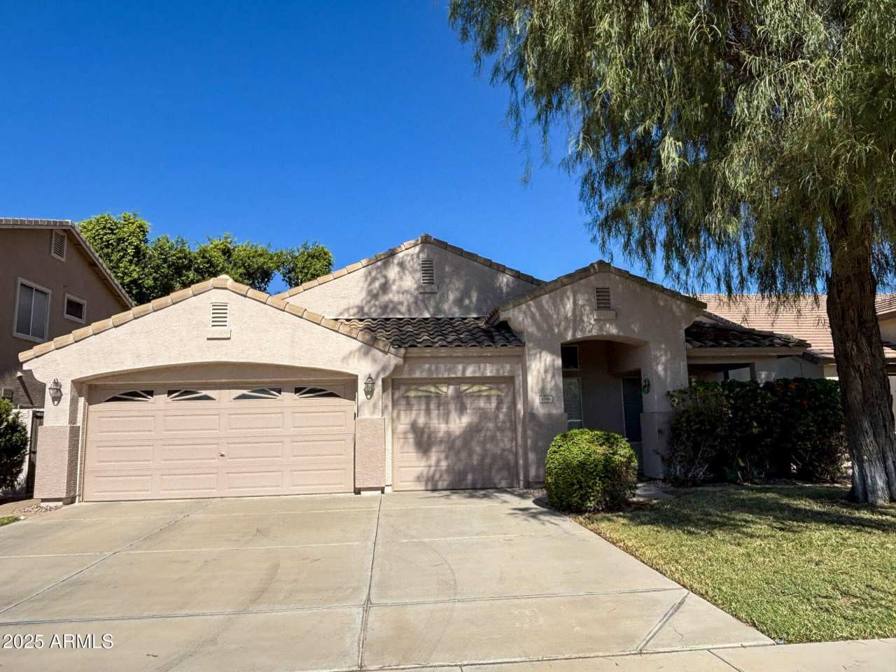 3946 E Remington Drive