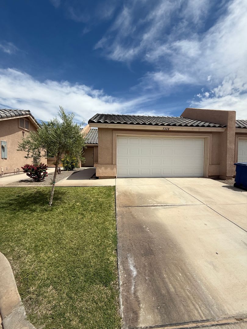 3 Bedroom Condo in Desert Sky!