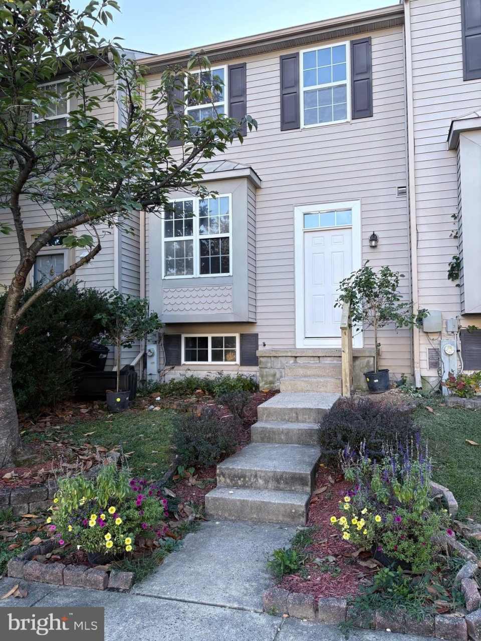 4211 CHAPEL GATE Place