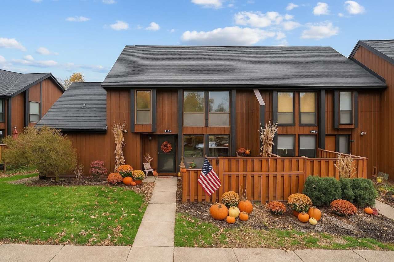 4765 Smoketalk Lane unit: 1