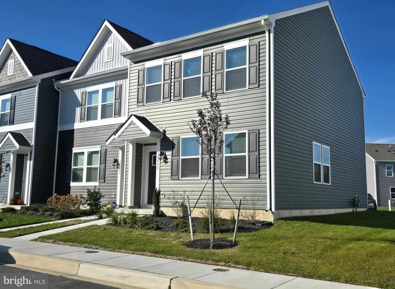 10935 FARMERFIELD Street