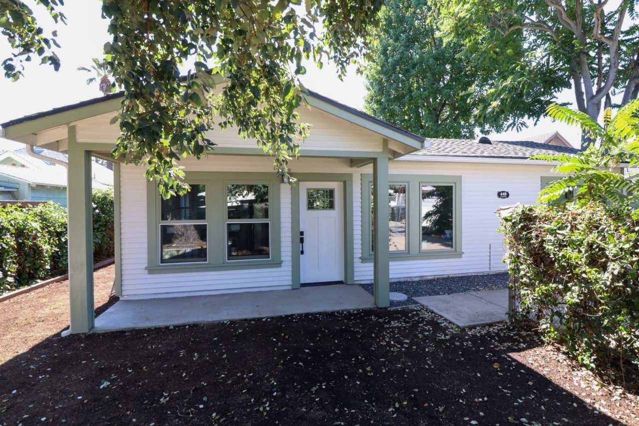 447/449 South Grand St.