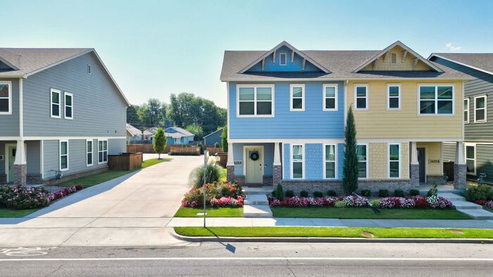 2426 East 6th Street