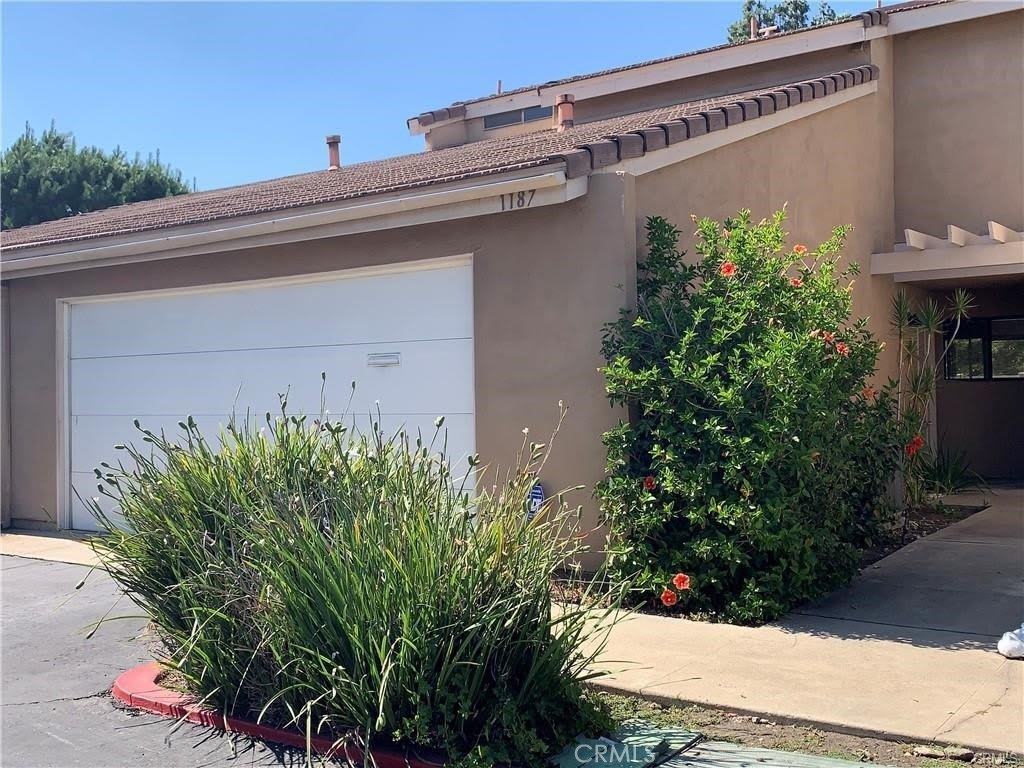 1187 Mountain Gate Road