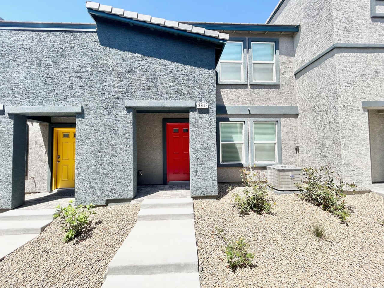 LIMITED TIME ONLY: MOVE IN SPECIAL WITH THIS STUNNING TOWNHOME, 3 BEDROOM 2.5 BATHROOM, W/ 2-CAR GARAGE, LOCATED N A GATED COMMUNITY