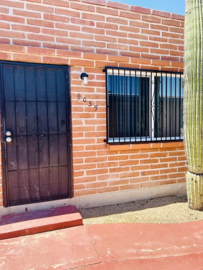 4059 East Lee Street