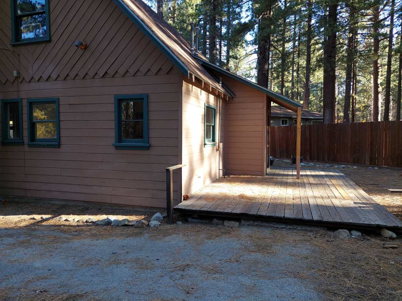 *LONG TERM RENTAL* (No Pets)