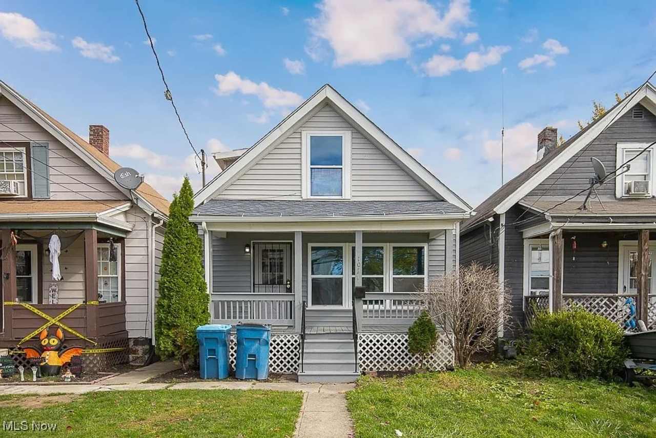 Four Bed 2 Full Bath in Lorain