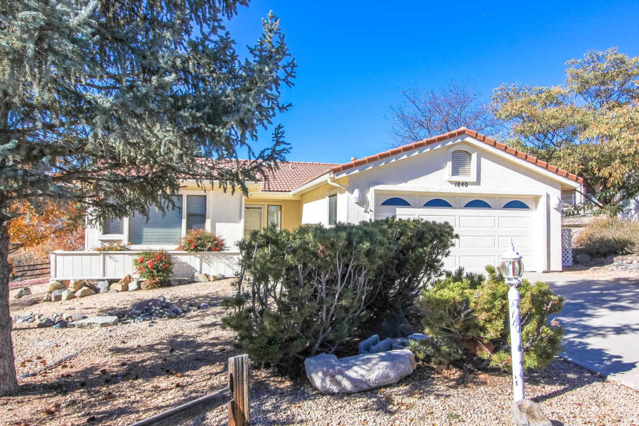 Cliff Rose - 3 Bedroom and 2 Bathroom