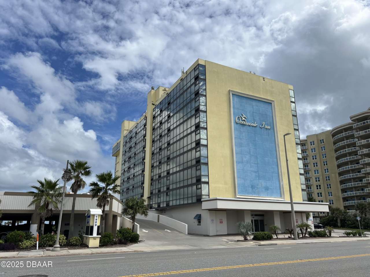 1909 S Atlantic Avenue