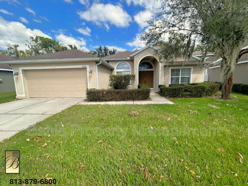 6850 Pine Springs Dr