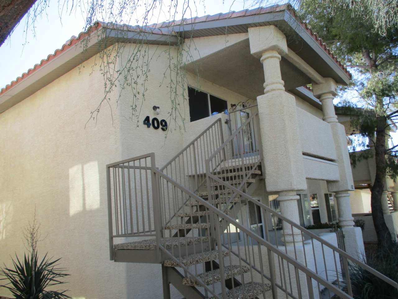 APPLICATION APPROVED- Rock Springs I Condo- Upper Unit