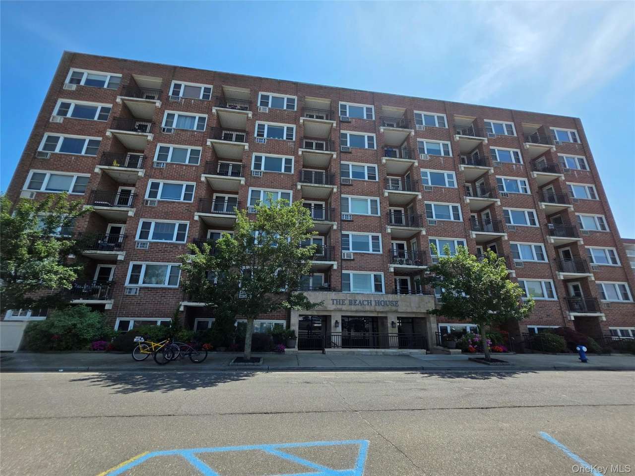 740 E Broadway unit: 3E