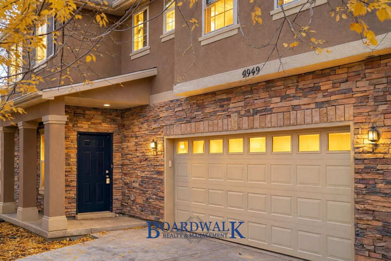 Quiet Riverton 3 Bed Home – Garage  Yard