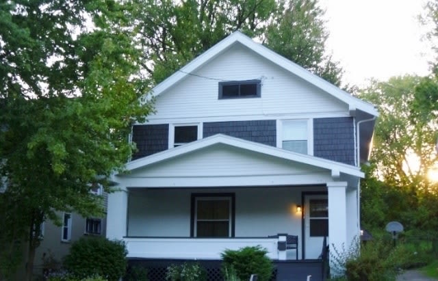 3 bedroom, near park, close to Ontario