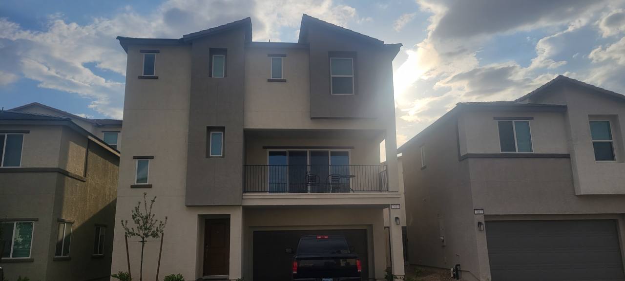 7013 Beautiful Belle Street