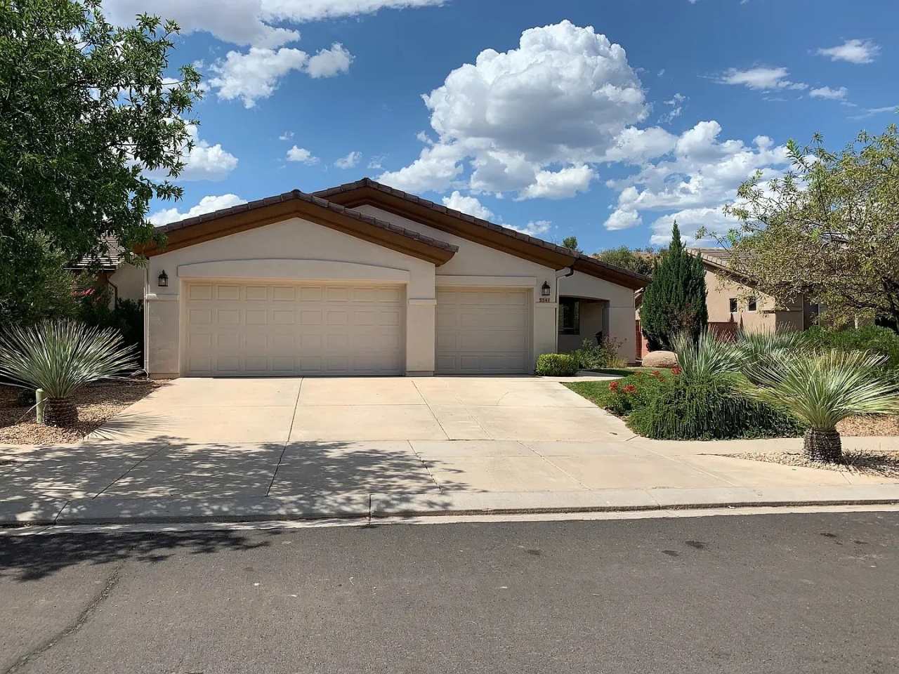 Beautiful 4 Bedroom Home in Coral Canyon