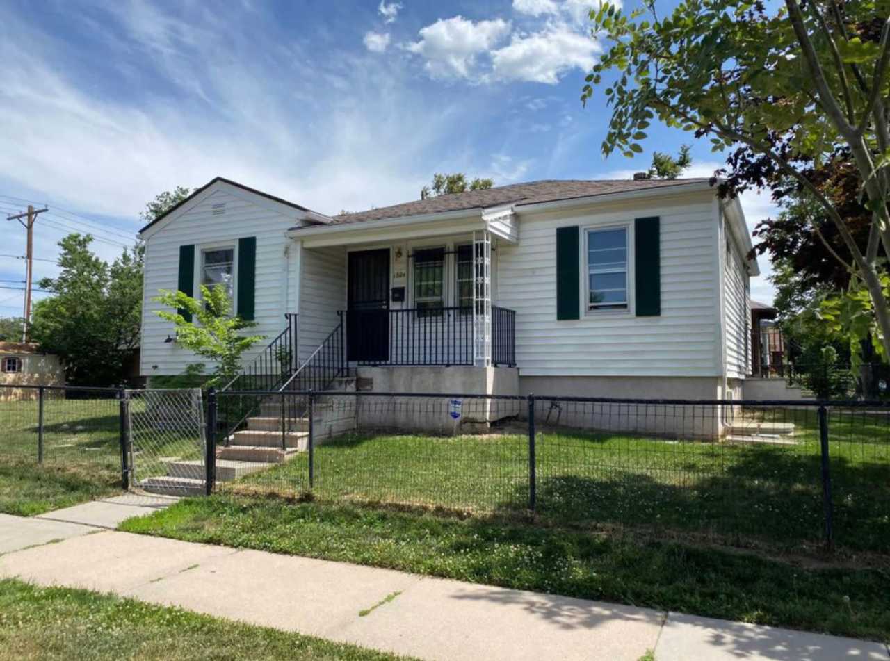 Charming six bedroom home near River North Art District!