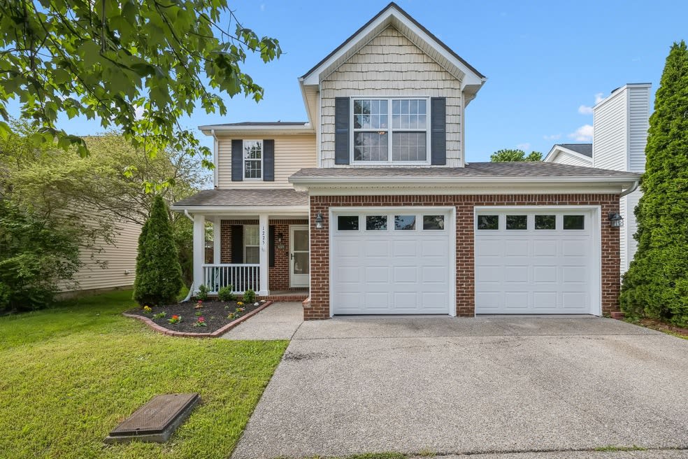 1225 Bending Creek Dr