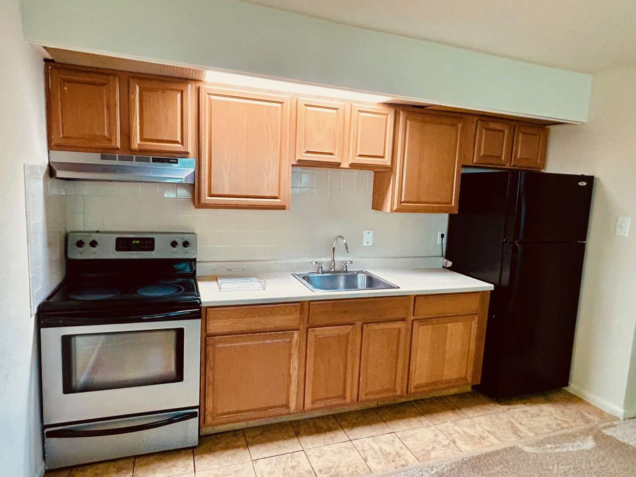 118-122 E Moreland AveA03