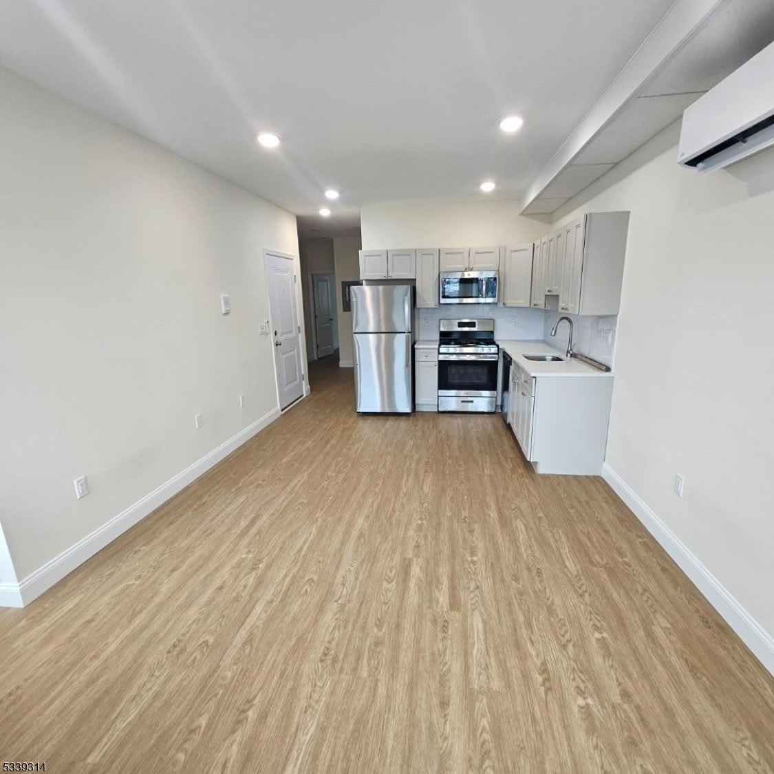 144 Pennsylvania Ave