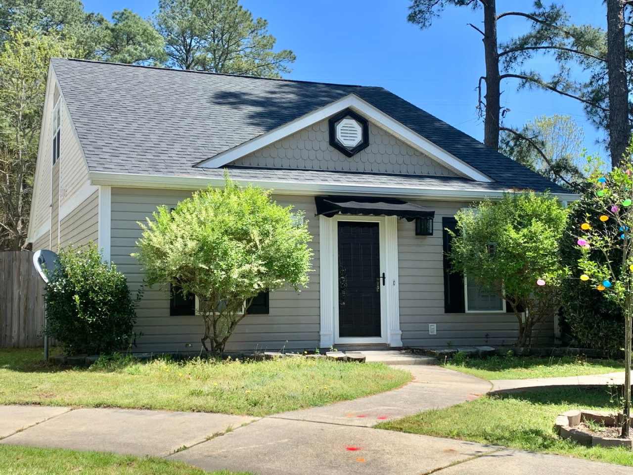 3bdrm/2ba + Single Family Home Heart of New Bern! Near Hospital  New Bern High
