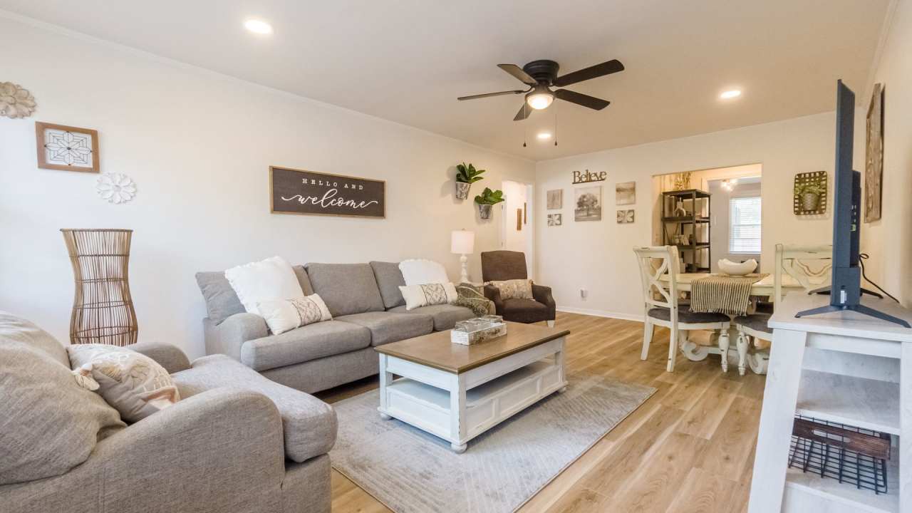 Solid brick duplex located in Forest Acres