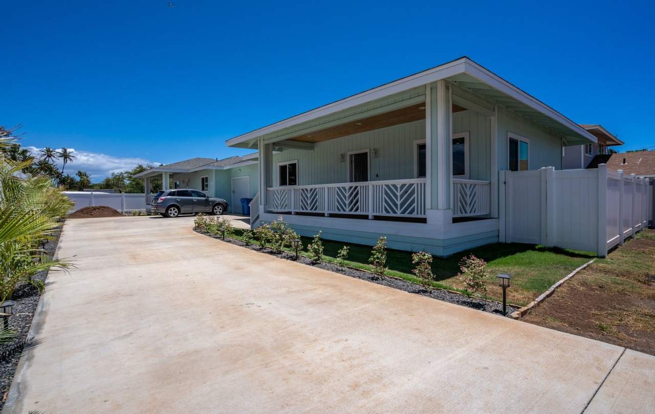 2 Bedroom, 1 Bathroom Oasis with Yard and 1-Car Garage